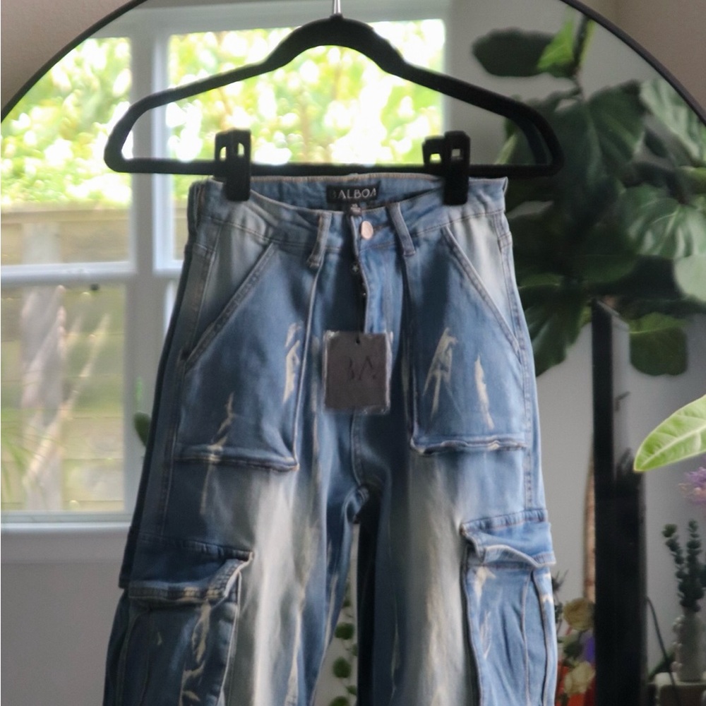 Balboa Women's Blue cargo Jeans